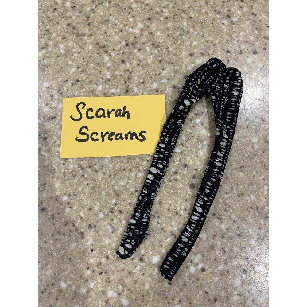 Monster High Scarah Screams I Love Heart Fashion Skullette Tights HTF